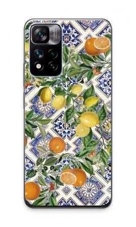 Blue tiles, lemons and oranges