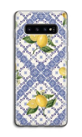 Blue tiles and lemons