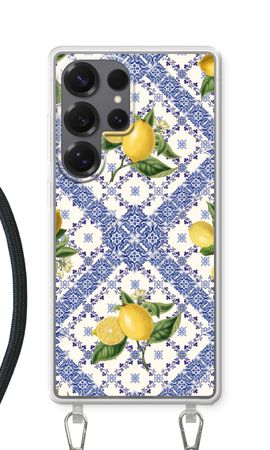 Blå kakelplattor och citroner