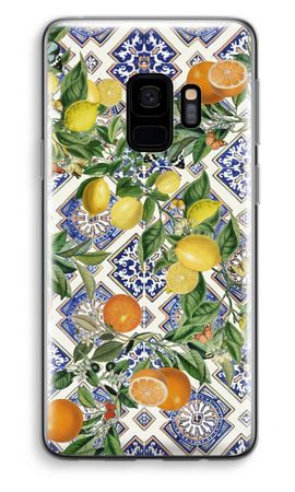 Blue tiles, lemons and oranges