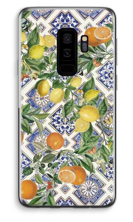 Blue tiles, lemons and oranges