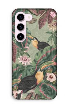 Tropical jungle toucan