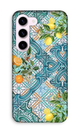 Blue tiles, lemons and oranges