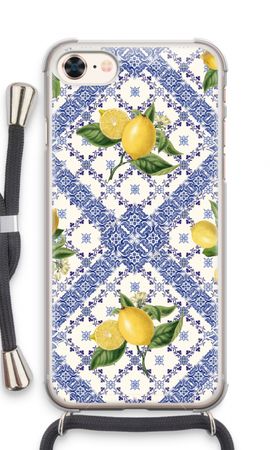 Blaue Fliesen und Zitronen