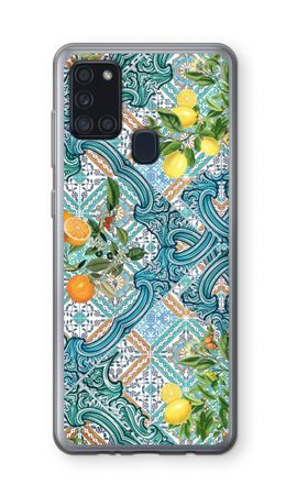 Blue tiles, lemons and oranges