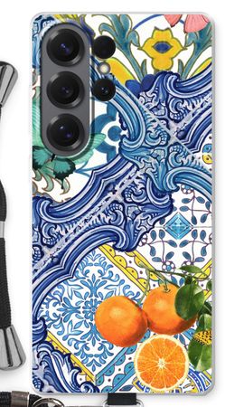 Azulejos azules y naranjas