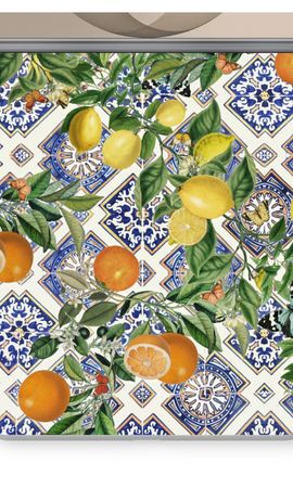 Blue tiles, lemons and oranges