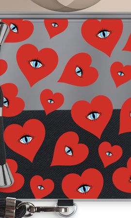 Red heart eyes