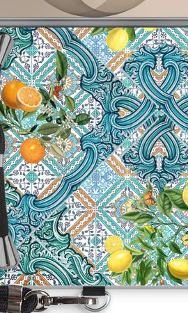 Blue tiles, lemons and oranges