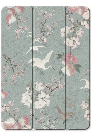 Japanese crane birds blossom