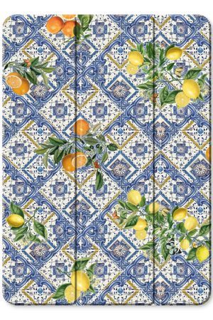 Blue tiles, lemons and oranges - small