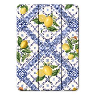 Blue tiles and lemons