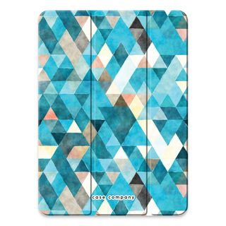 Coloured triangles blue