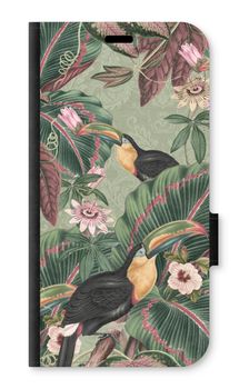 Tropical jungle toucan