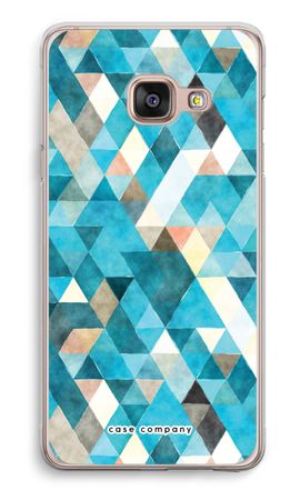 Coloured triangles blue