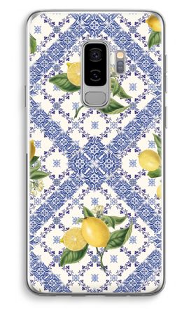 Blaue Fliesen und Zitronen